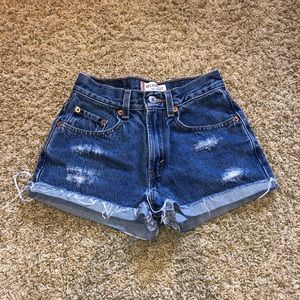 Levi’s denim shorts